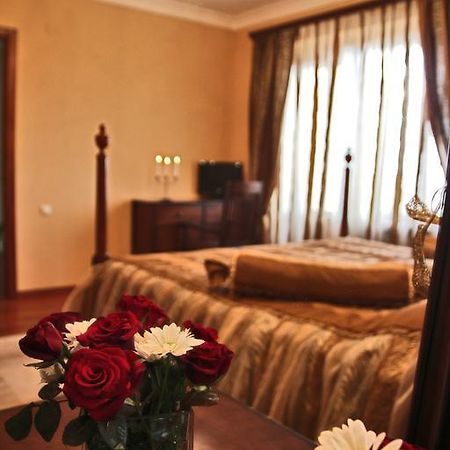 Tsaghkunq Guest House Sevan Bagian luar foto