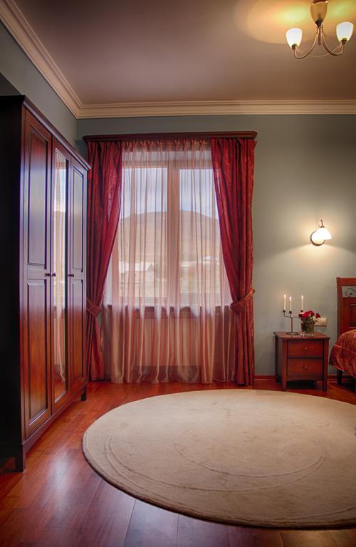Tsaghkunq Guest House Sevan Ruang foto