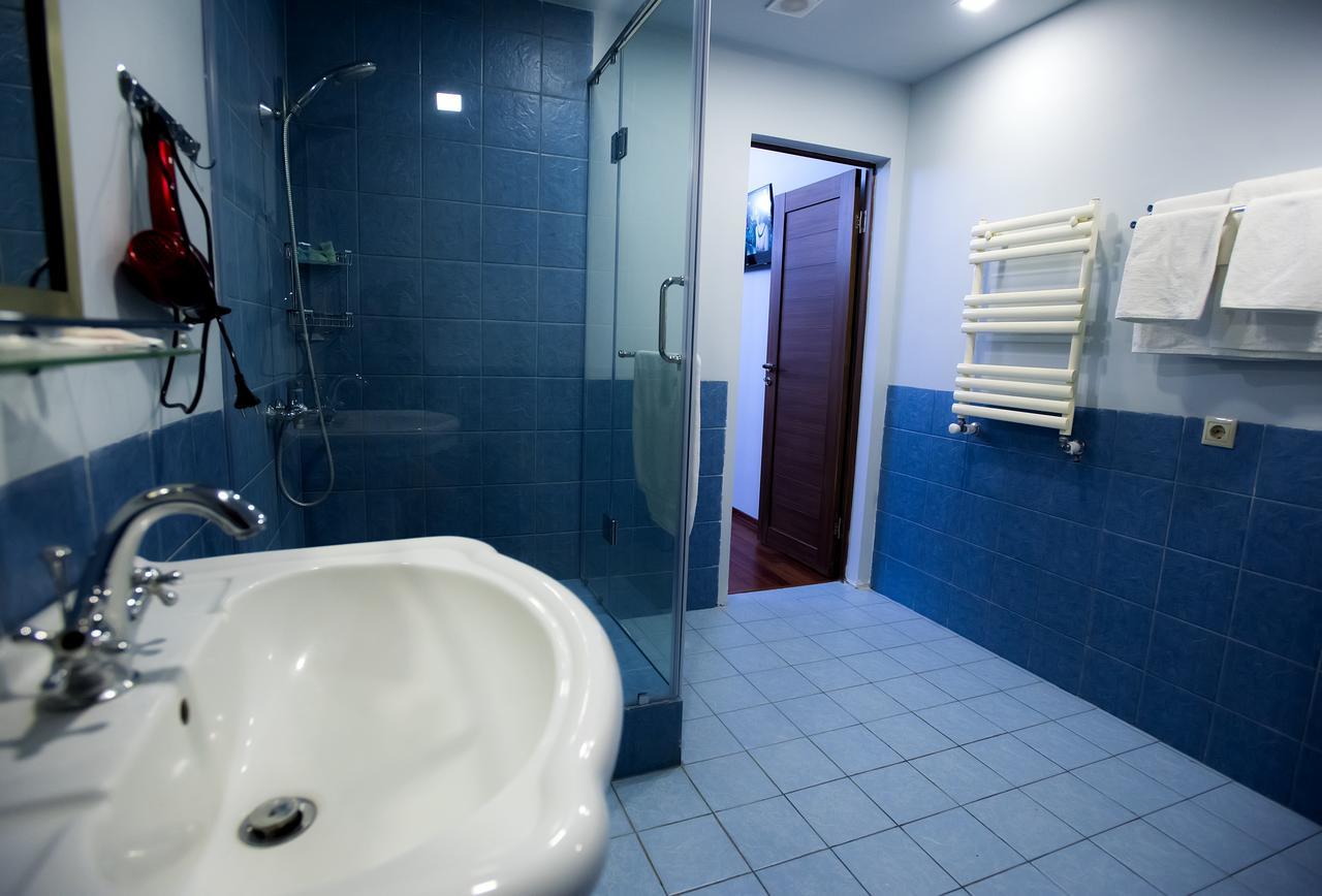 Tsaghkunq Guest House Sevan Bagian luar foto